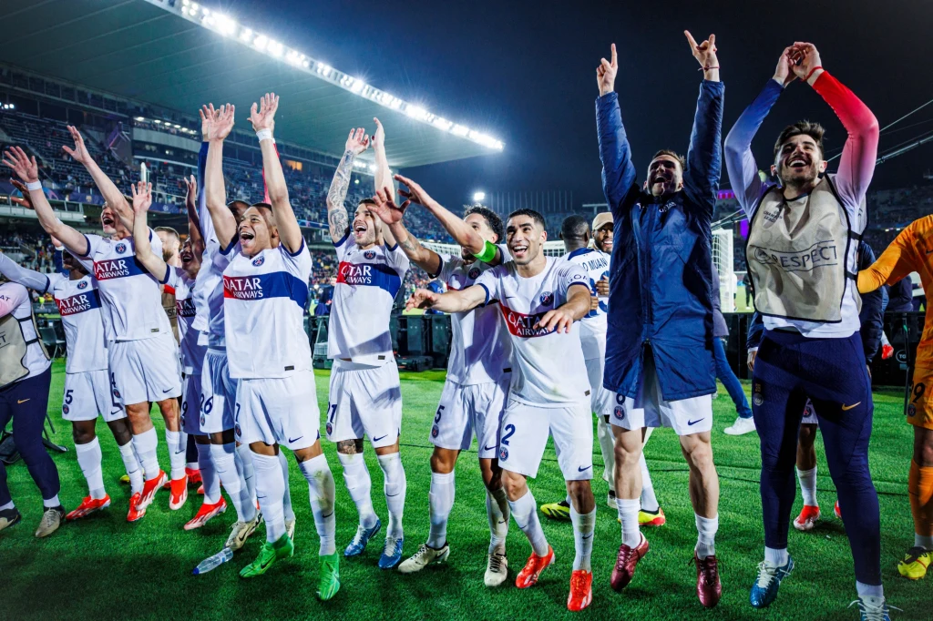 PSG pokonało w dwumeczu FC Barcelonę i awansowało do półfinału LM