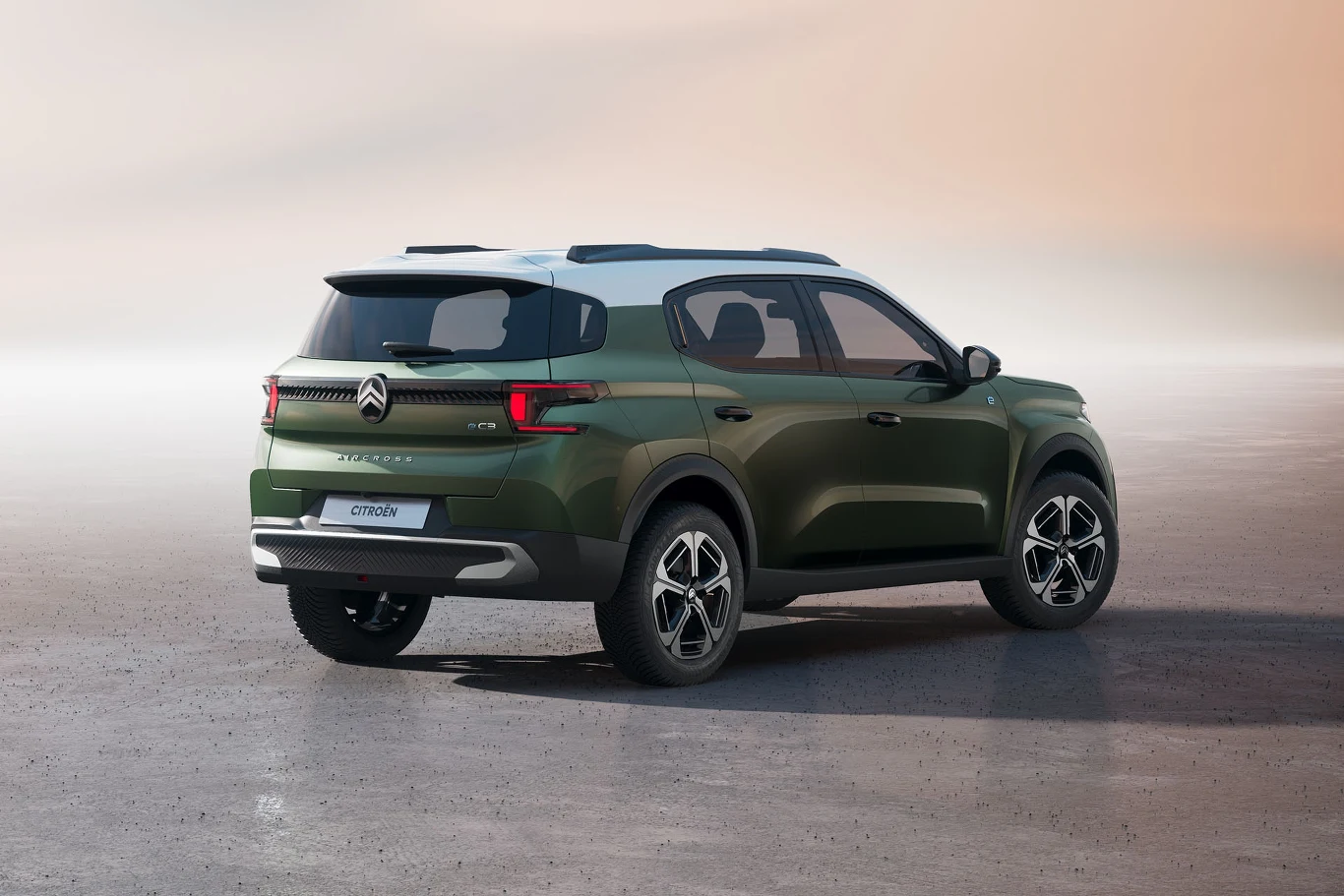Nowy Citroen C3 Aircross zmieści 7 pasażerów. Będzie też konkurencyjnie wyceniony.