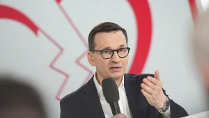 W najnowszym sondażu bez większych przetasowań w kolejności poparcia. Zapytano jednak o poparcie dla stowarzyszenia byłego premiera.