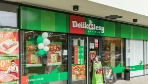 Właściciel sklepów Delikatesy Centrum zwolni ponad 1000 pracowników. To przez podwyżkę płacy minimalnej