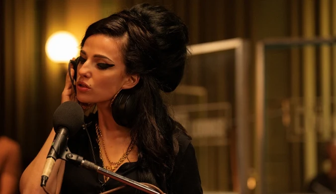 Marisa Abela w filmie "Back to black"