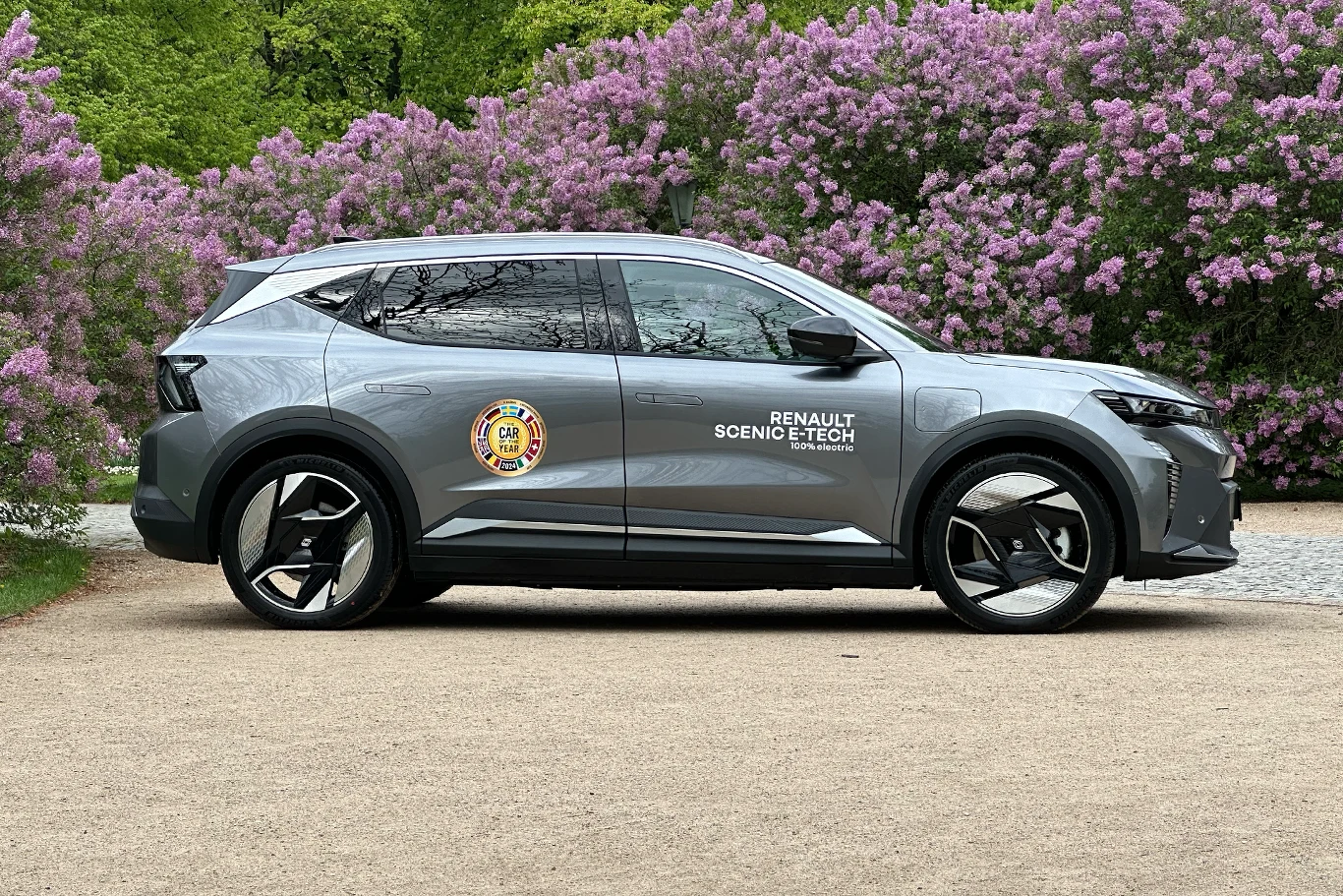 Renault Scenic E-Tech już w Polsce. Wiemy, ile kosztuje francuska nowość.
