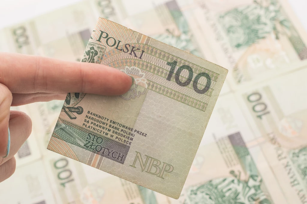 GUS podał dane o przeciętnym wynagrodzeniu w sektorze przedsiębiorstw w Polsce w marcu