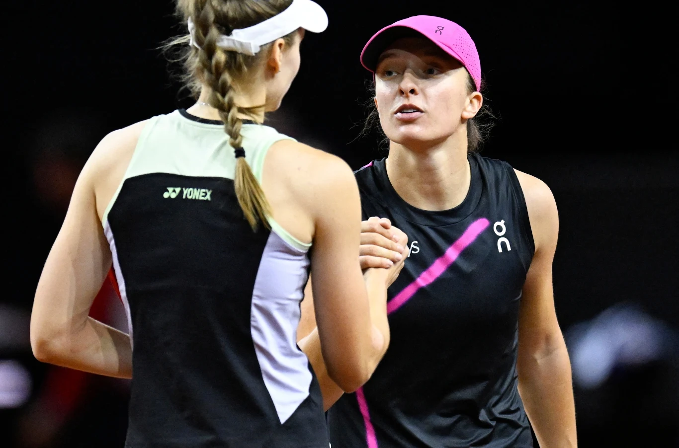 Jelena Rybakina i Iga Świątek, WTA Stuttgart 2024