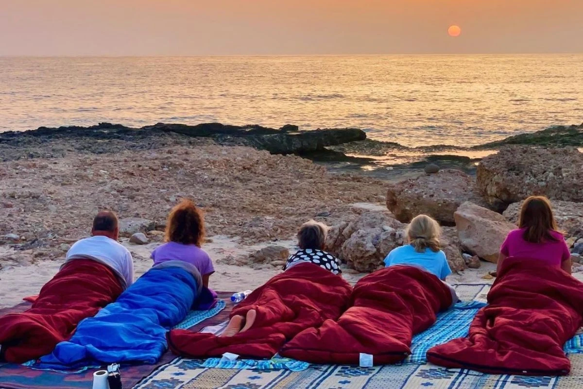 Spanie pod gołym niebem to w podróżach pani Joli nic zaskakującego Spanie pod gołym niebem to w podróżach pani Joli nic zaskakującego