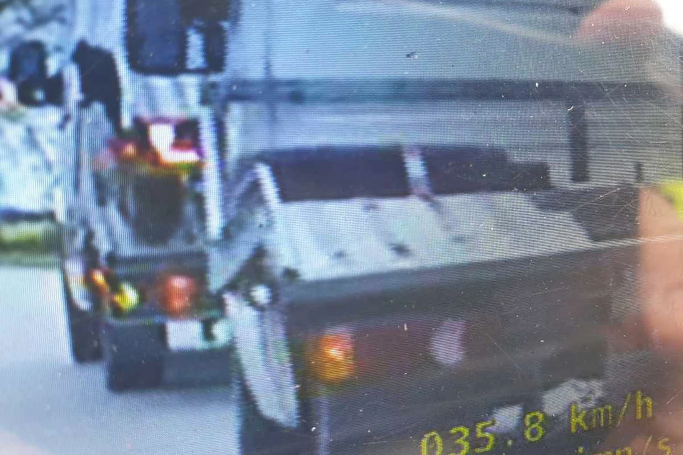 W jednym z pojazdów zostało przerobione oświetlenie