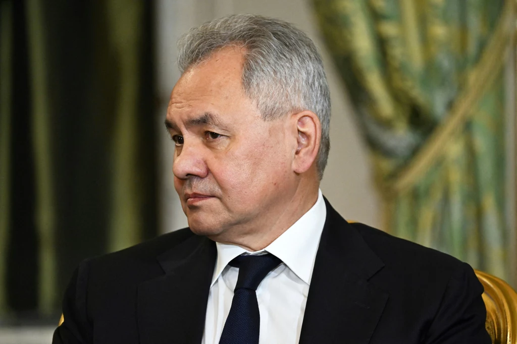 Minister obrony Federacji Rosyjskiej Siergiej Szojgu Minister obrony Federacji Rosyjskiej Siergiej Szojgu