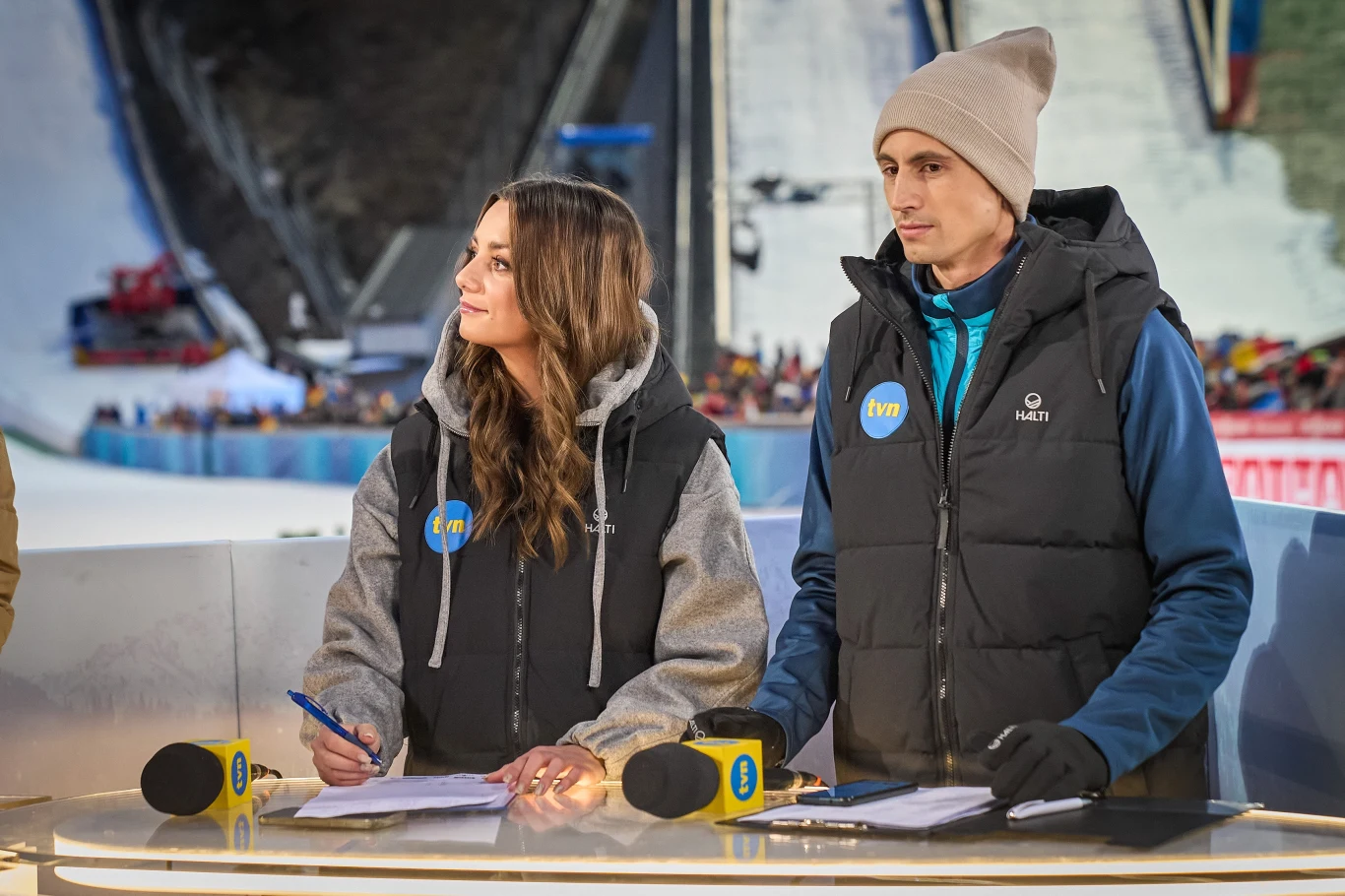 Jakub Kot i Magdalena Pałasz w roli ekspertów telewizyjnych