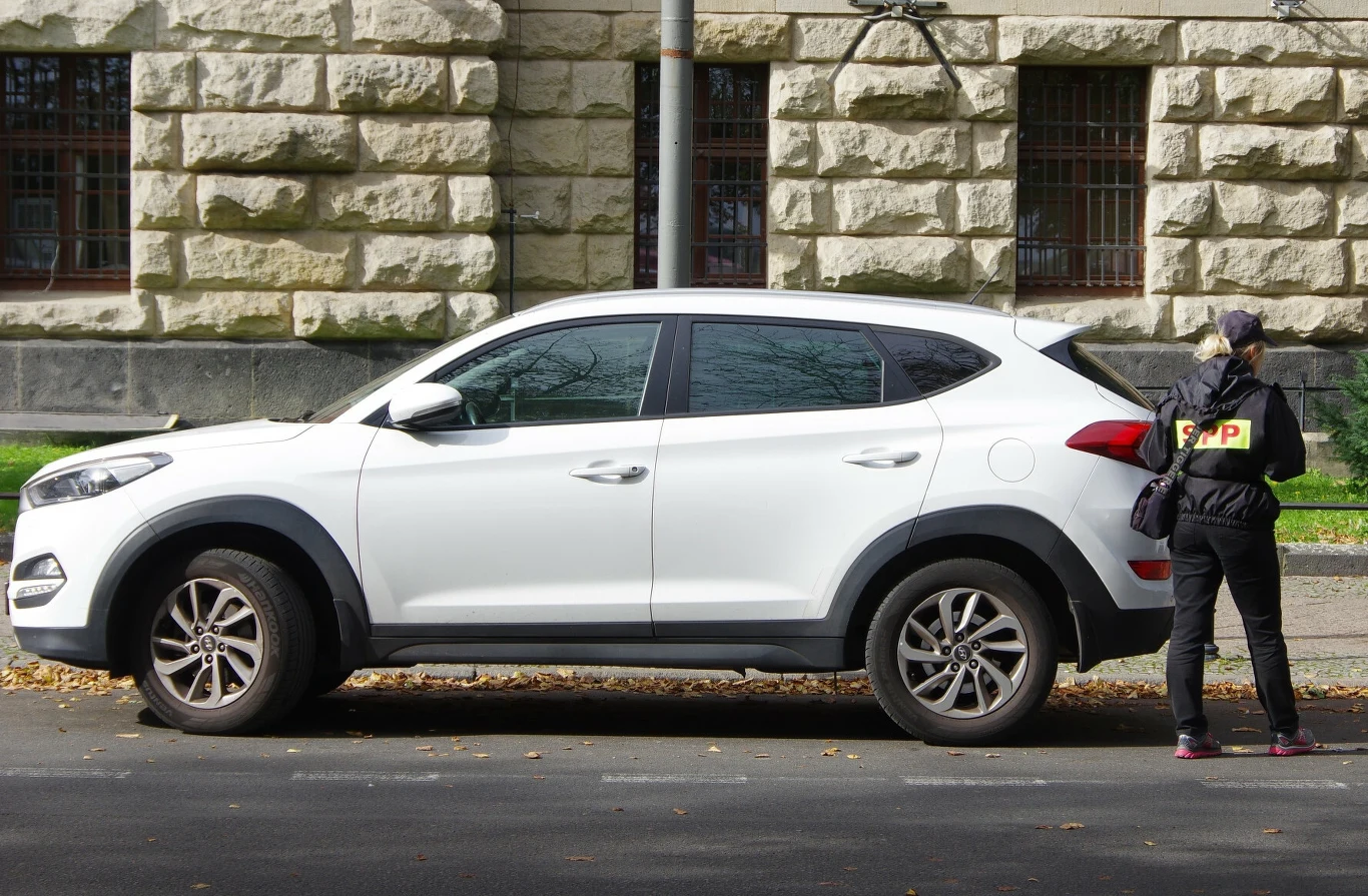 Oszustwo było perfidne. Kontrolerzy strefy wystawiali wezwania do zapłaty na fałszywy numer konta