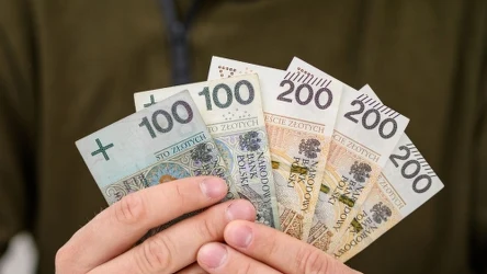 Wniosek o 800 plus trzeba złożyć do końca kwietnia. Inaczej nie wypłacą świadczenia.