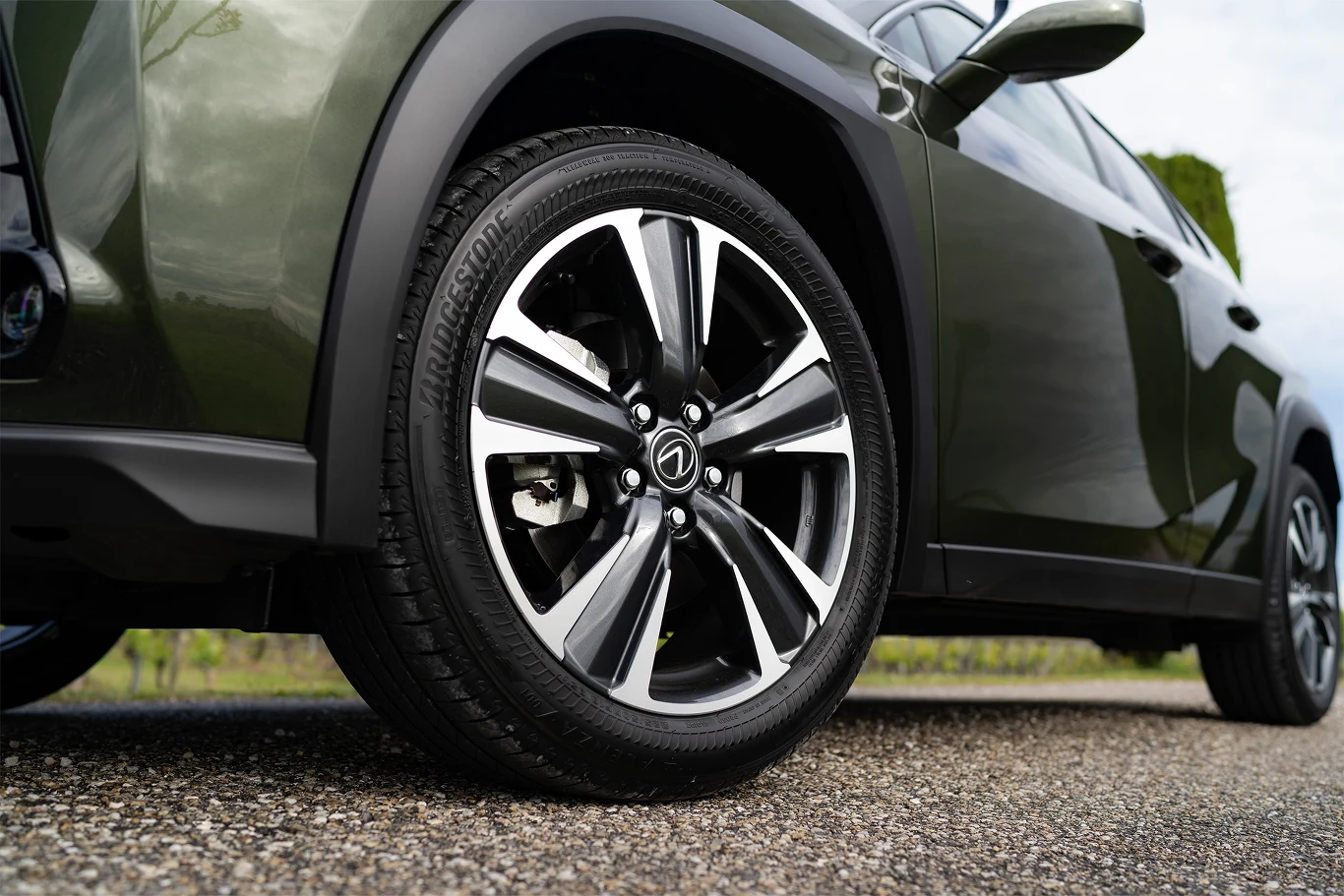 Od początku roku Lexus zarejestrował nad Wisłą ponad 9,5 tys. samochodów. Od początku roku Lexus zarejestrował nad Wisłą ponad 9,5 tys. samochodów.