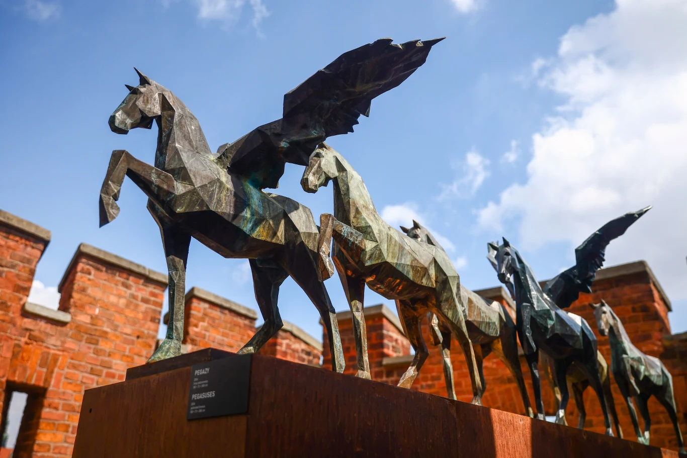 Rzeźby Pawła Orłowskiego na Wawelu Rzeźby Pawła Orłowskiego na Wawelu