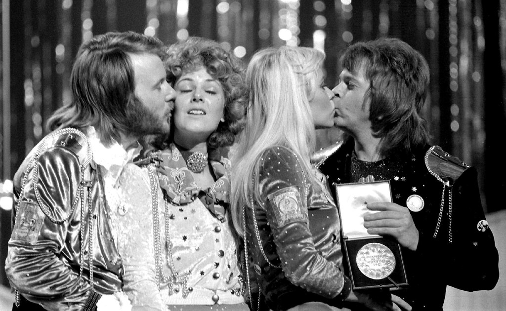 ABBA tuż po triumfie na scenie Eurowizji 1974