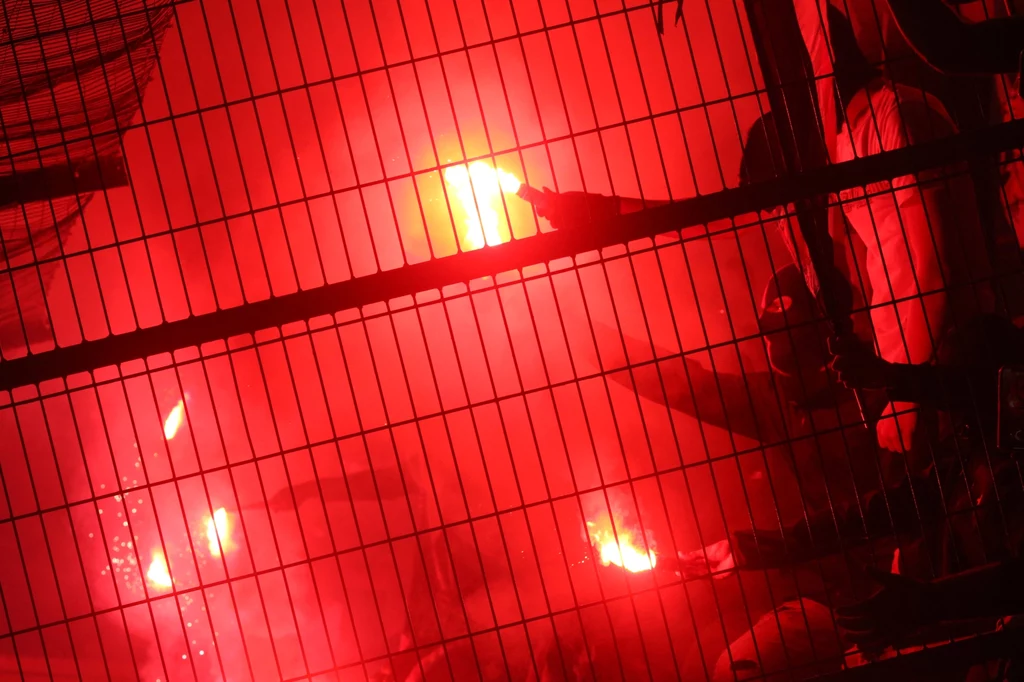 Kibice na stadionie Troyes
