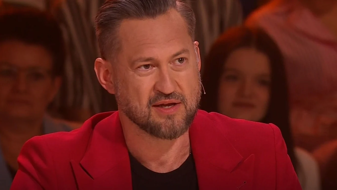 Marcin Prokop zabrał głos w sprawie kontrowersyjnego Złotego Przycisku w "Mam talent" Marcin Prokop zabrał głos w sprawie kontrowersyjnego Złotego Przycisku w "Mam talent"