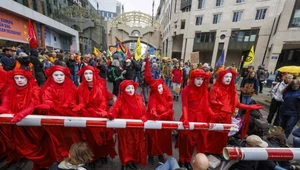 W sobotę aktywiści klimatyczni z organizacji Extinction Rebellion protestowali w Brukseli. 60 osób aresztowano