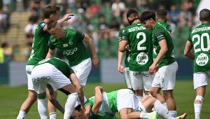 Atomowy kwadrans, nokautujące ciosy. Ważny wynik, utrzymanie o krok