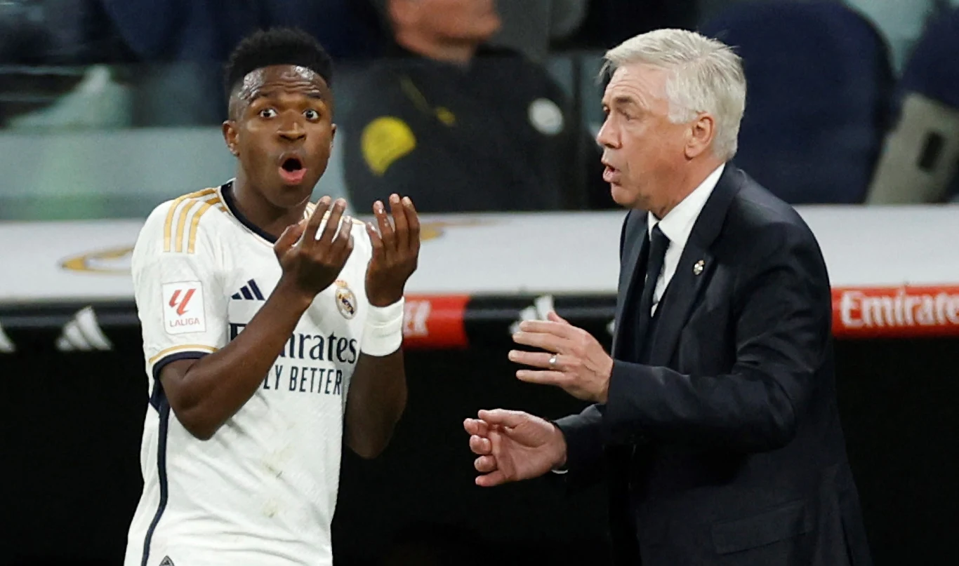 Vinicius Junior i trener Carlo Ancelotti
