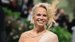 Pamela Anderson na tegorocznej gali Met 