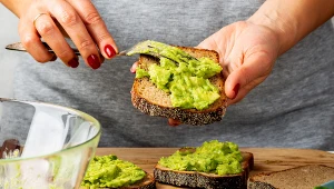 Dodatek guacamole odmieni zwykłą kanapkę czy danie obiadowe