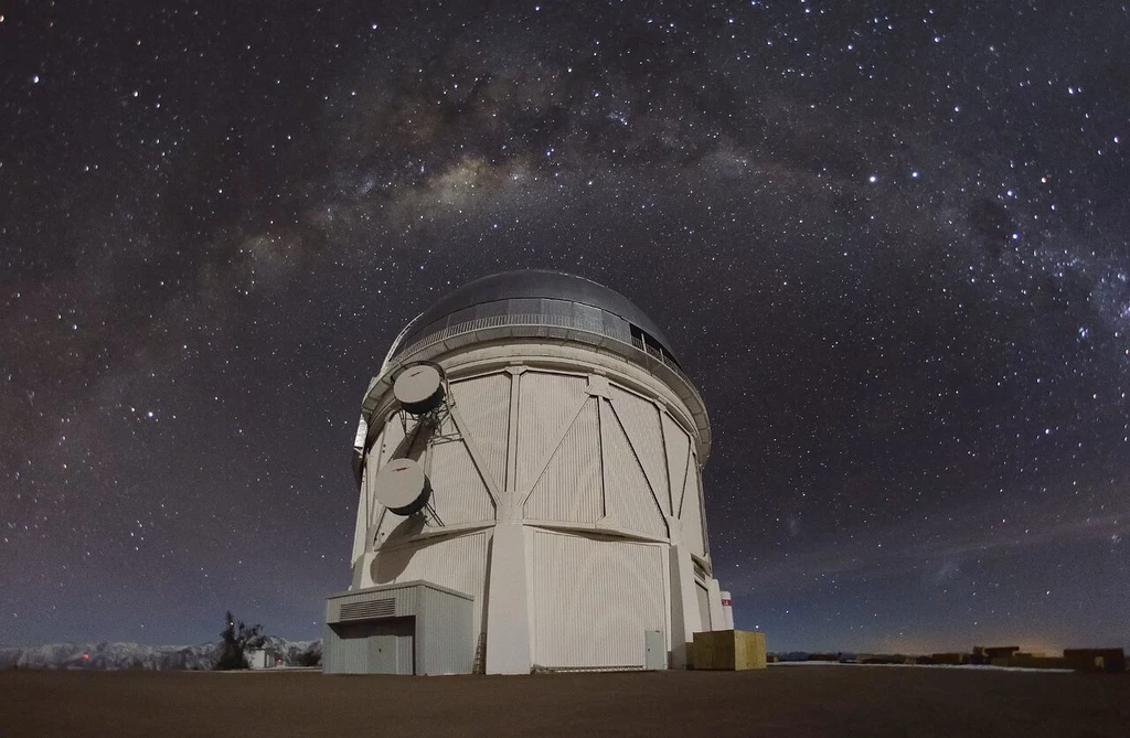 Badacze z Międzyamerykańskiego Obserwatorium Cerro Tololo opublikowali niesamowite zdjęcie CG4.