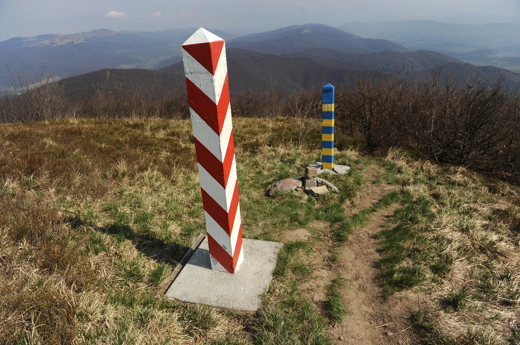 Za selfie z słupkiem granicznym może grozić 500 zł mandatu