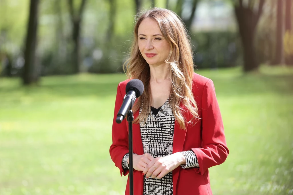 Agnieszka Dziemianowicz-Bąk, szefowa resortu pracy