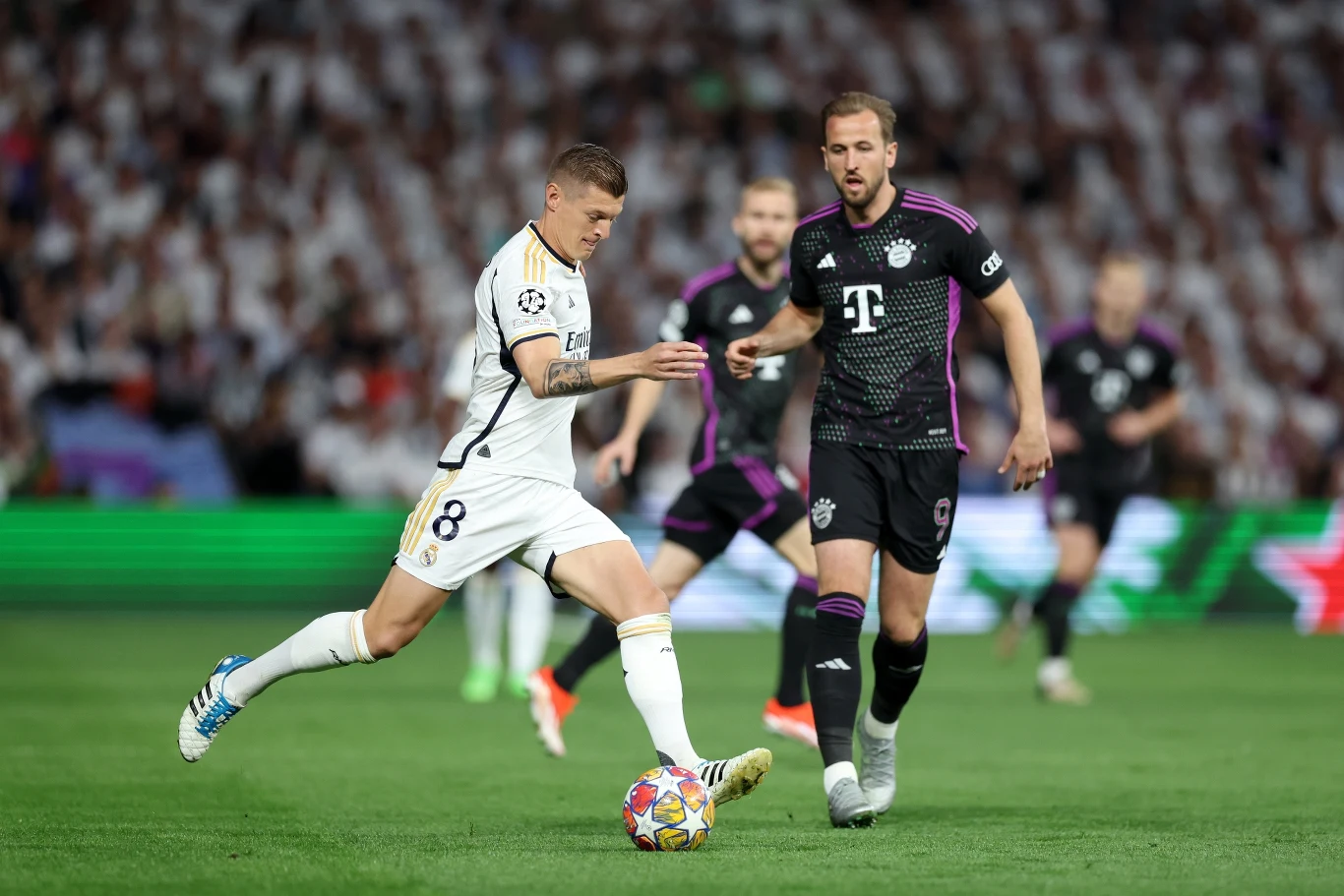 Toni Kroos i Harry Kane Toni Kroos i Harry Kane