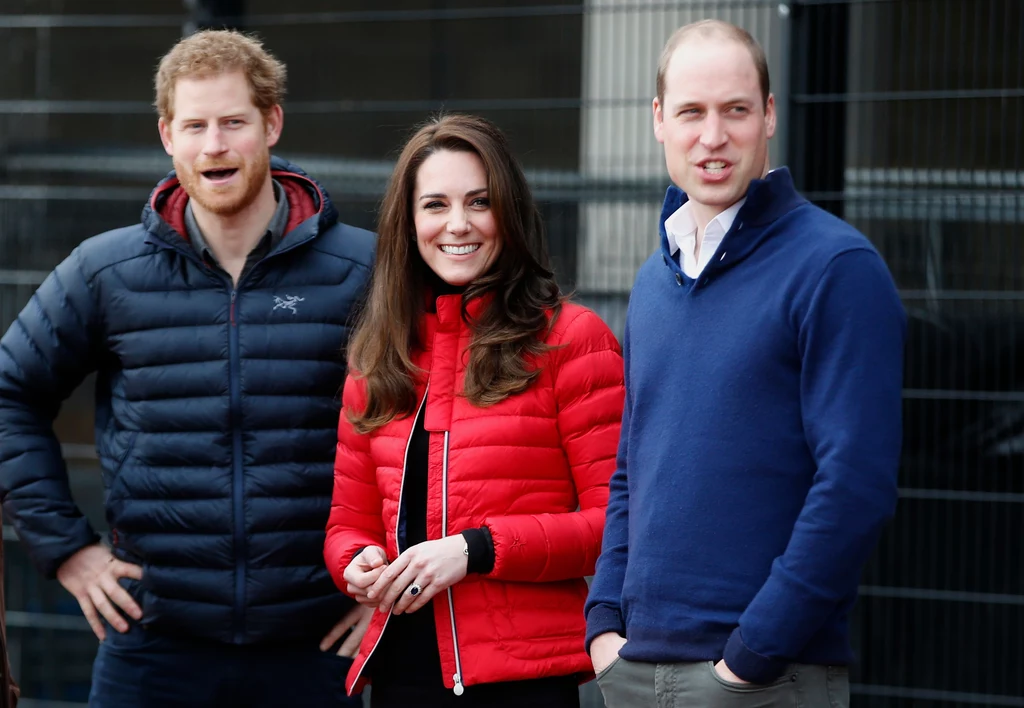 Niegdyś Harry, Kate i William byli ze sobą bardzo zżyci 