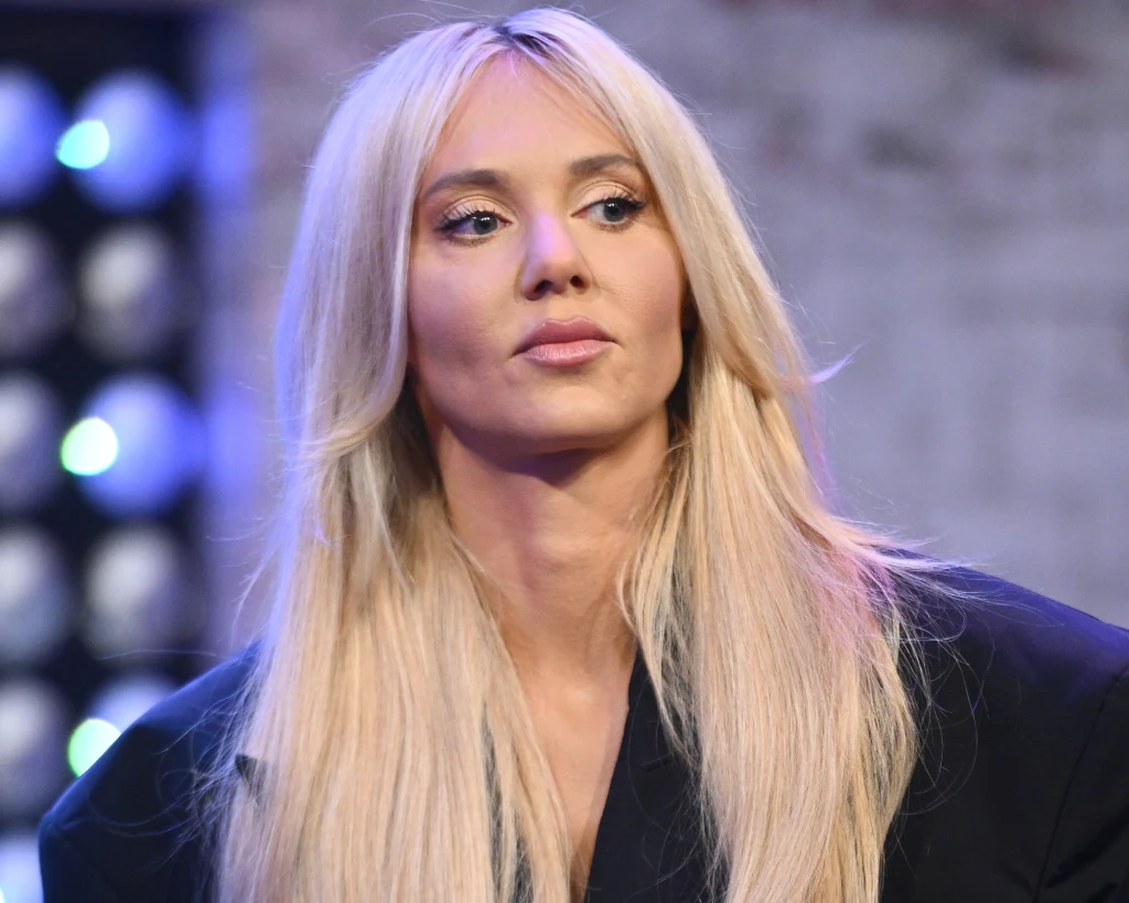 Katarzyna Moś odpowiedziała na komentarz internauty ws. Eurowizji Katarzyna Moś odpowiedziała na komentarz internauty ws. Eurowizji