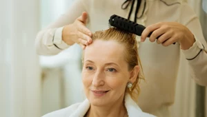 Odmładzające fryzury dla kobiet po 50. mogą odjąć nawet 10 lat