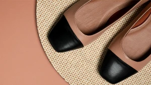 Te czółenka w stylu Chanel podbijają ulice. Pasują na każdą okazję