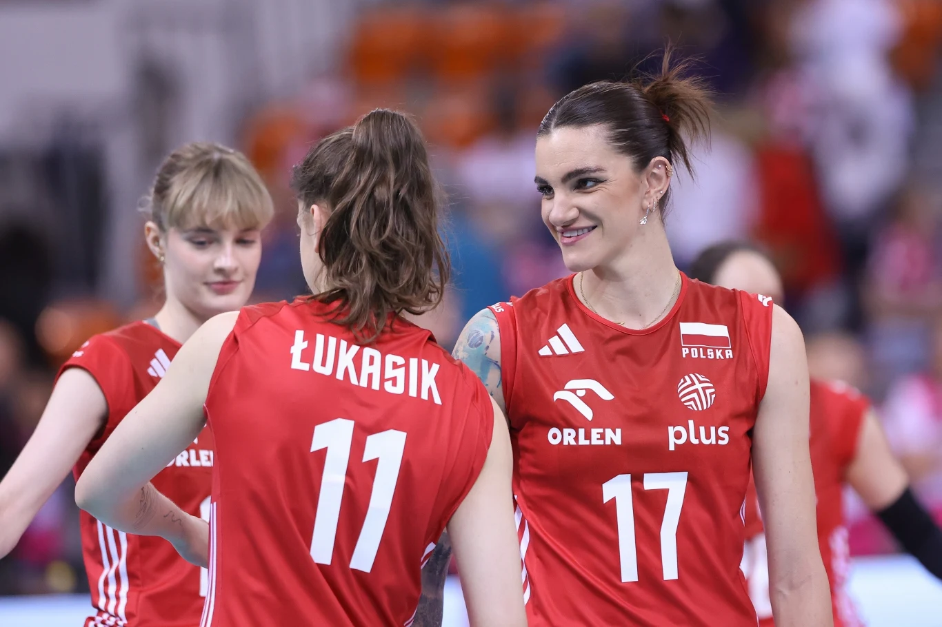 Malwina Smarzek (z prawej) doczekała się powrotu do reprezentacji Polski przed własną publicznością Malwina Smarzek (z prawej) doczekała się powrotu do reprezentacji Polski przed własną publicznością