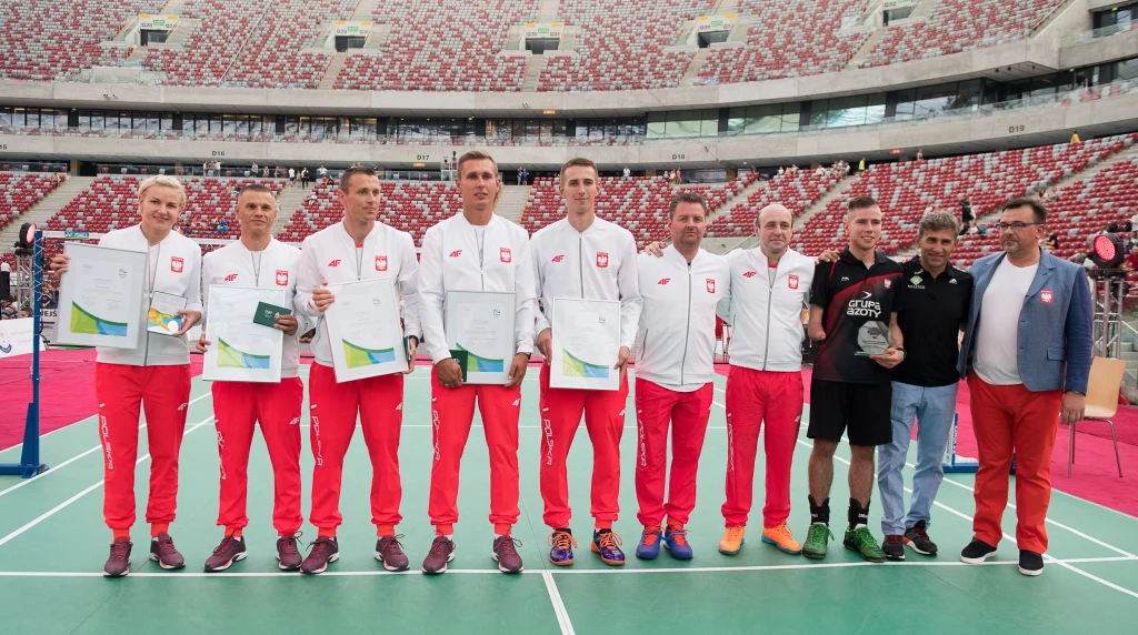 Marek Krajewski (piewszy od prawej) 