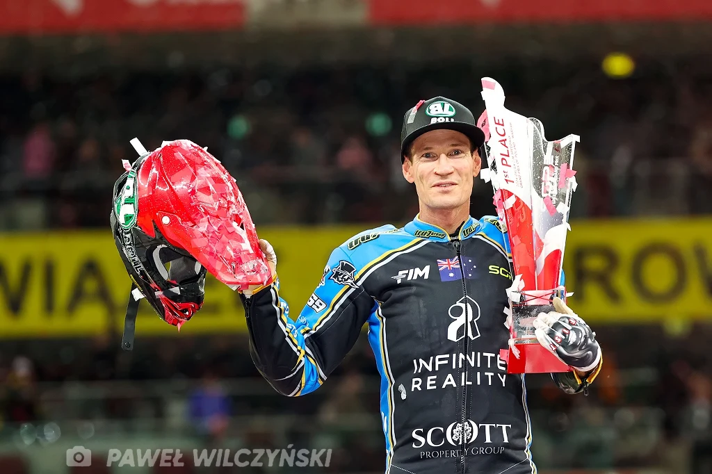 Jason Doyle na podium Grand Prix 2024 w Warszawie. Jason Doyle na podium Grand Prix 2024 w Warszawie.
