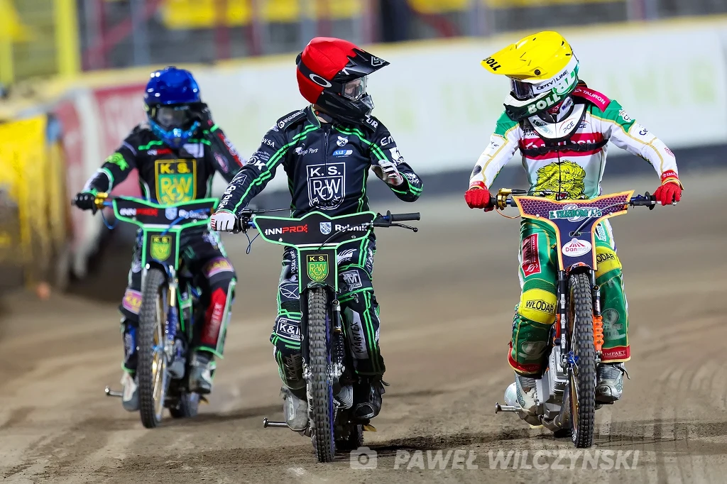 Brady Kurtz po wyścigu z Mikkelem Michelsenem. Brady Kurtz po wyścigu z Mikkelem Michelsenem.