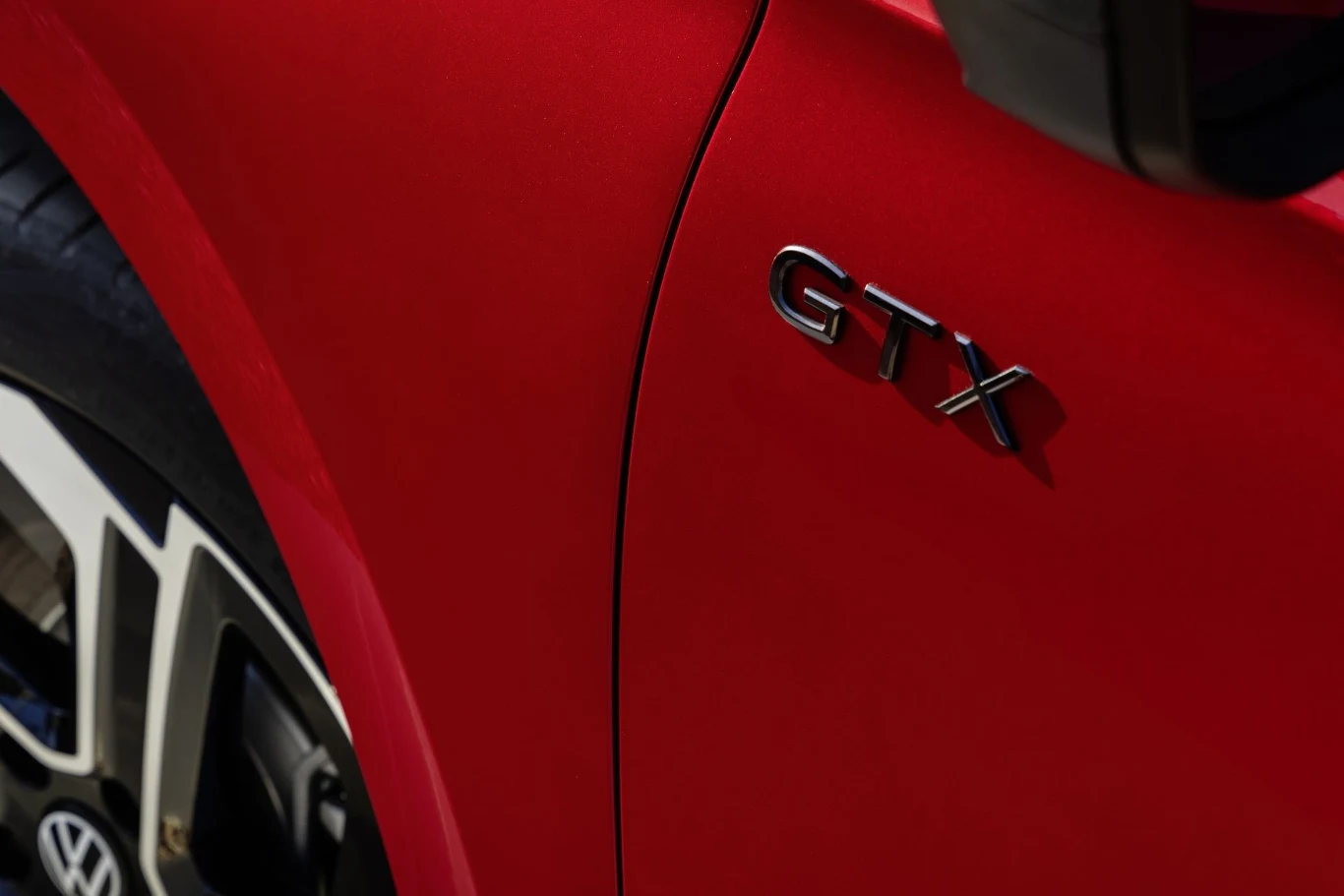 Seria GTX zdobi najmocniejsze warianty modeli z elektrycznej gamy Volskwagena. Seria GTX zdobi najmocniejsze warianty modeli z elektrycznej gamy Volskwagena.