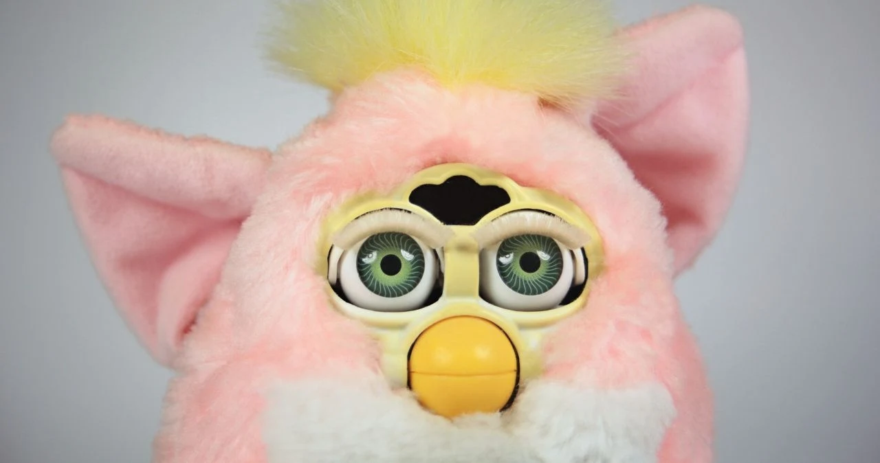 Furby powrócił na pólki sklepowe!
