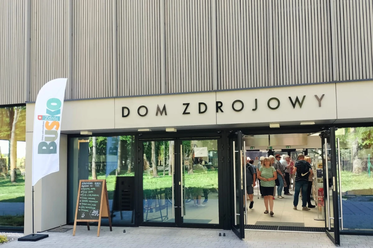 Dom Zdrojowy w Busku-Zdrój