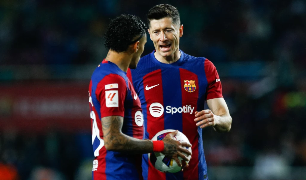 Raphinha i Robert Lewandowski Raphinha i Robert Lewandowski