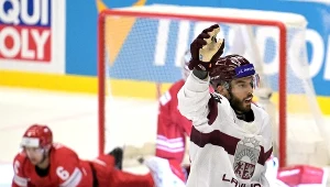 Kaspar Daugavins w meczu z Polską