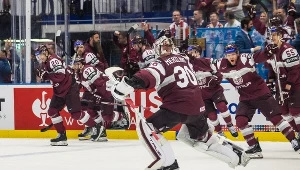 Radość hokeistów Łotwy