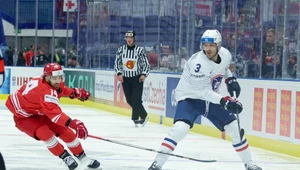 Dominik Paś (po lewej stronie)