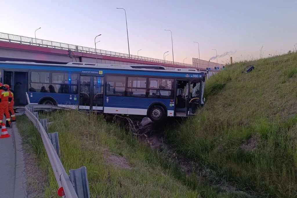 Wypadek w Krakowie. Nie żyje kierowca MPK Wypadek w Krakowie. Nie żyje kierowca MPK