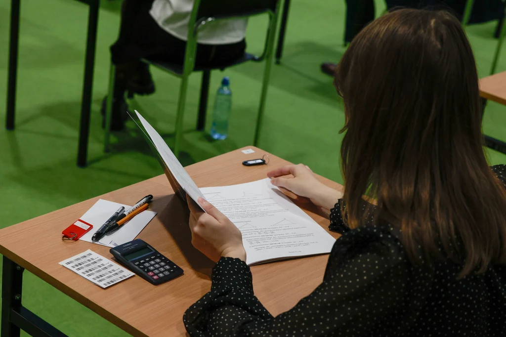 Matura 2024: Matematyka, poziom rozszerzony Matura 2024: Matematyka, poziom rozszerzony