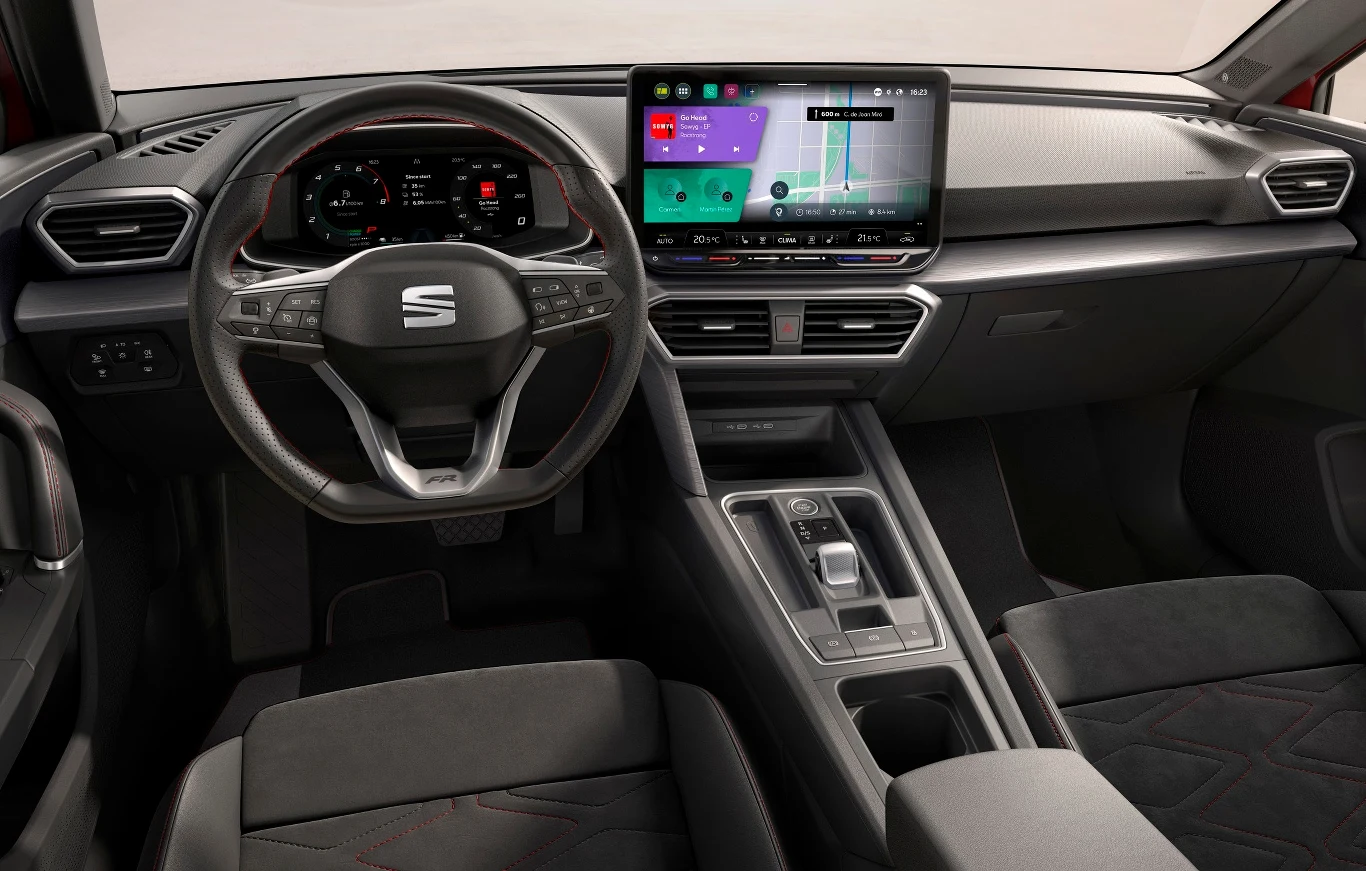 Seat Leon 2025 ma nowe multimedia