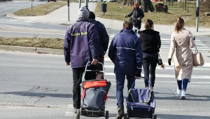 Listonosze mają coraz większy problem z dostarczaniem listów i przesyłek, szczególnie na terenie ogrodzonych osiedli
