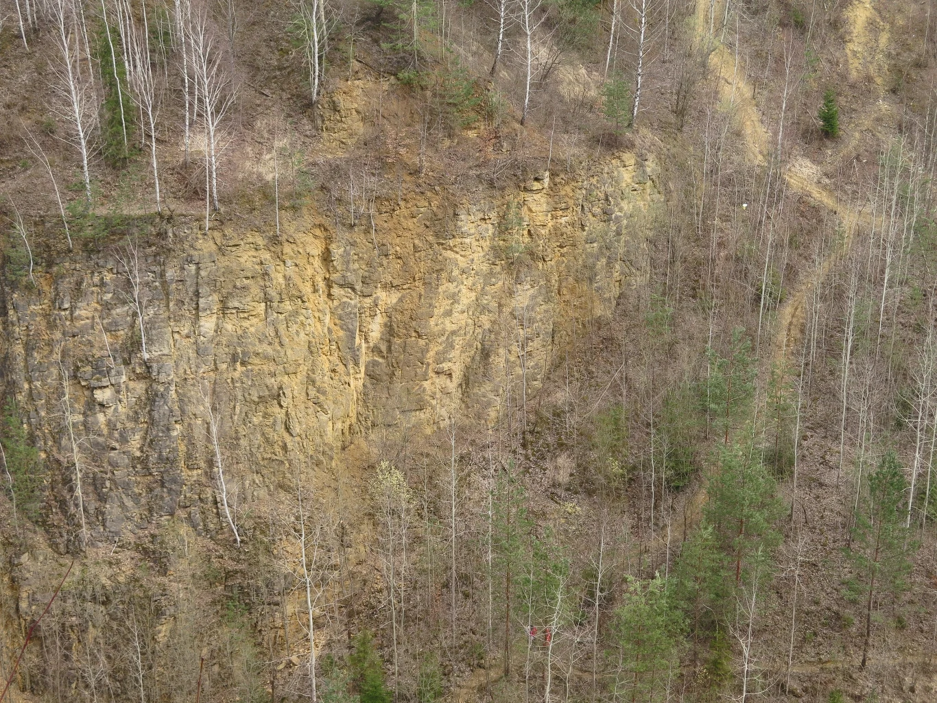  Na terenie dzisiejszego rezerwatu znajdowały się wyrobiska górnicze