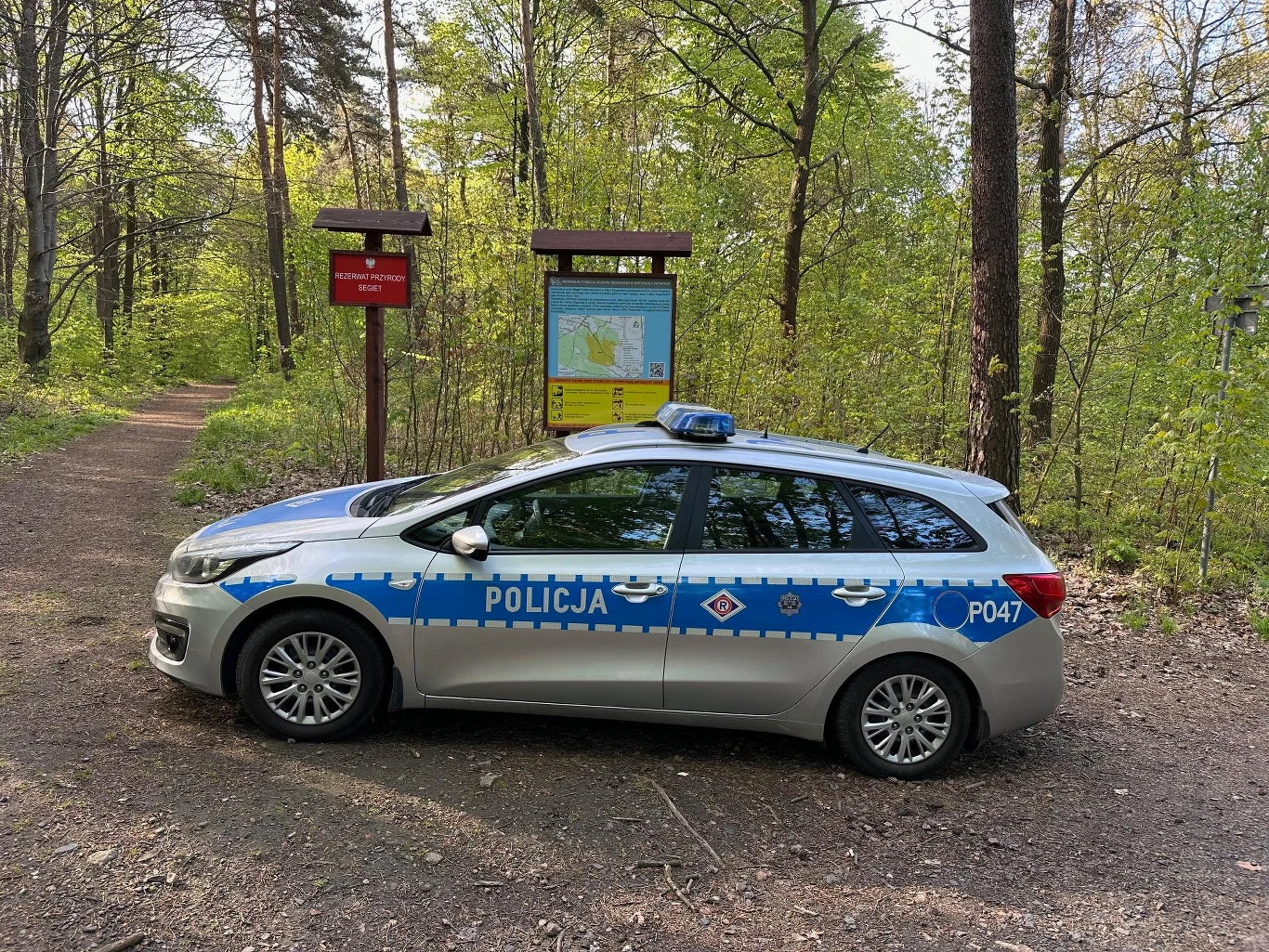 Bytomska policja wszczęła i prowadzi postępowania związane z nielegalnymi przejazdami singletrackami. Na terenie rezerwatu prowadzone są cykliczne patrole z udziałem policji i straży leśnej