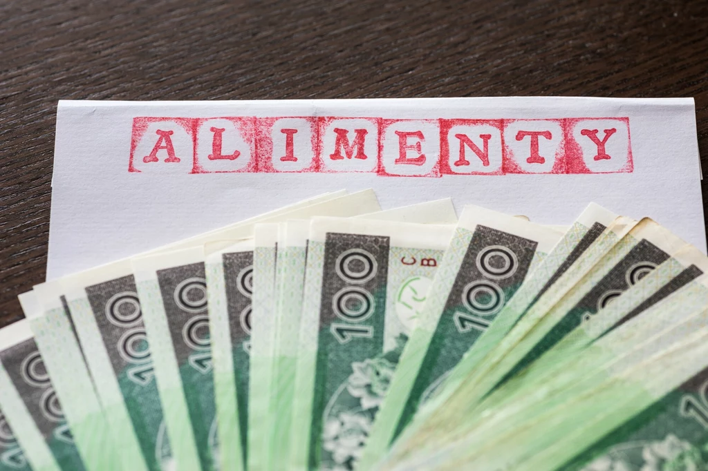 Aby otrzymać świadczenie z funduszu alimentacyjnego, trzeba spełnić określone kryterium dochodowe za 2023 rok.